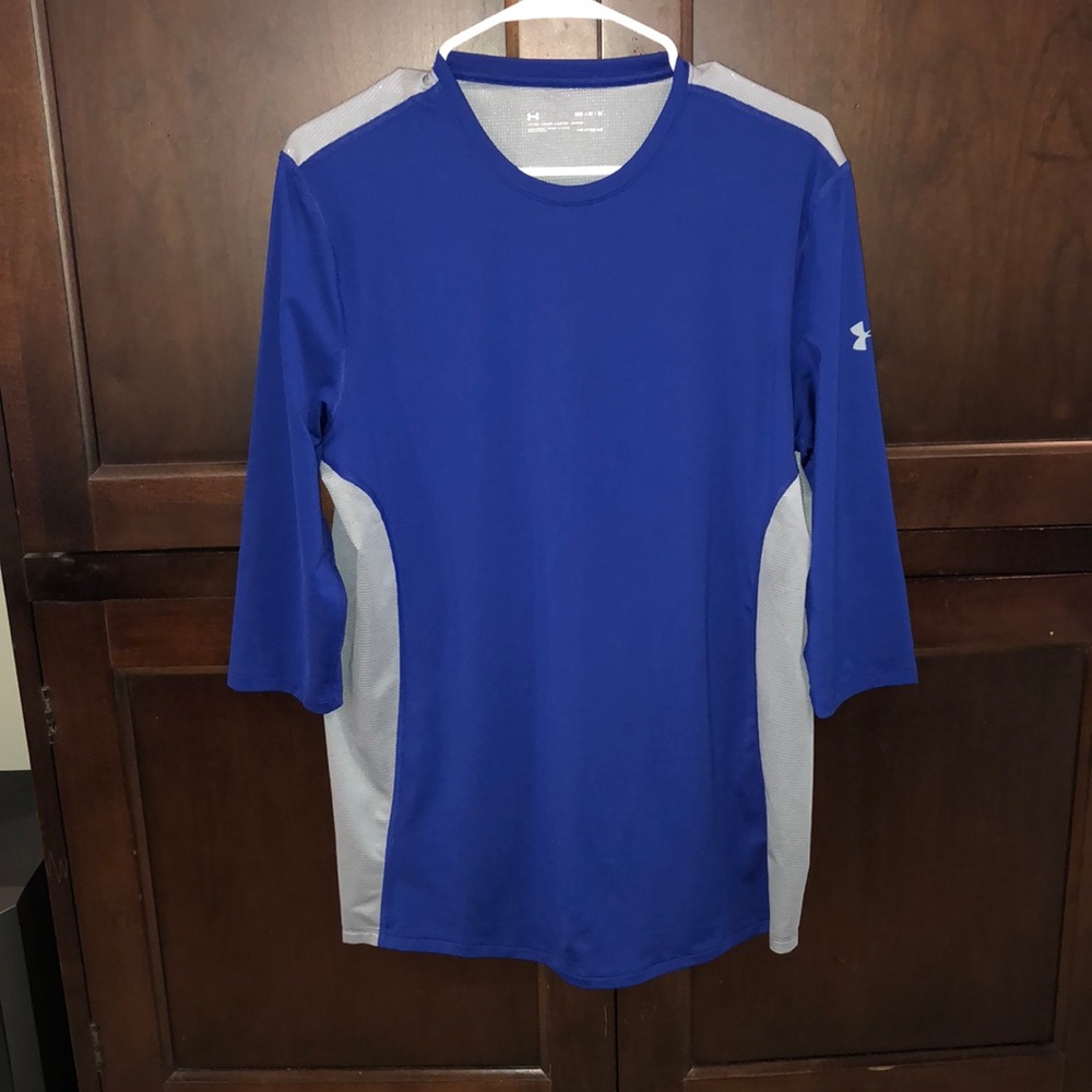 UNDER ARMOUR “heatgear” shirt, medium